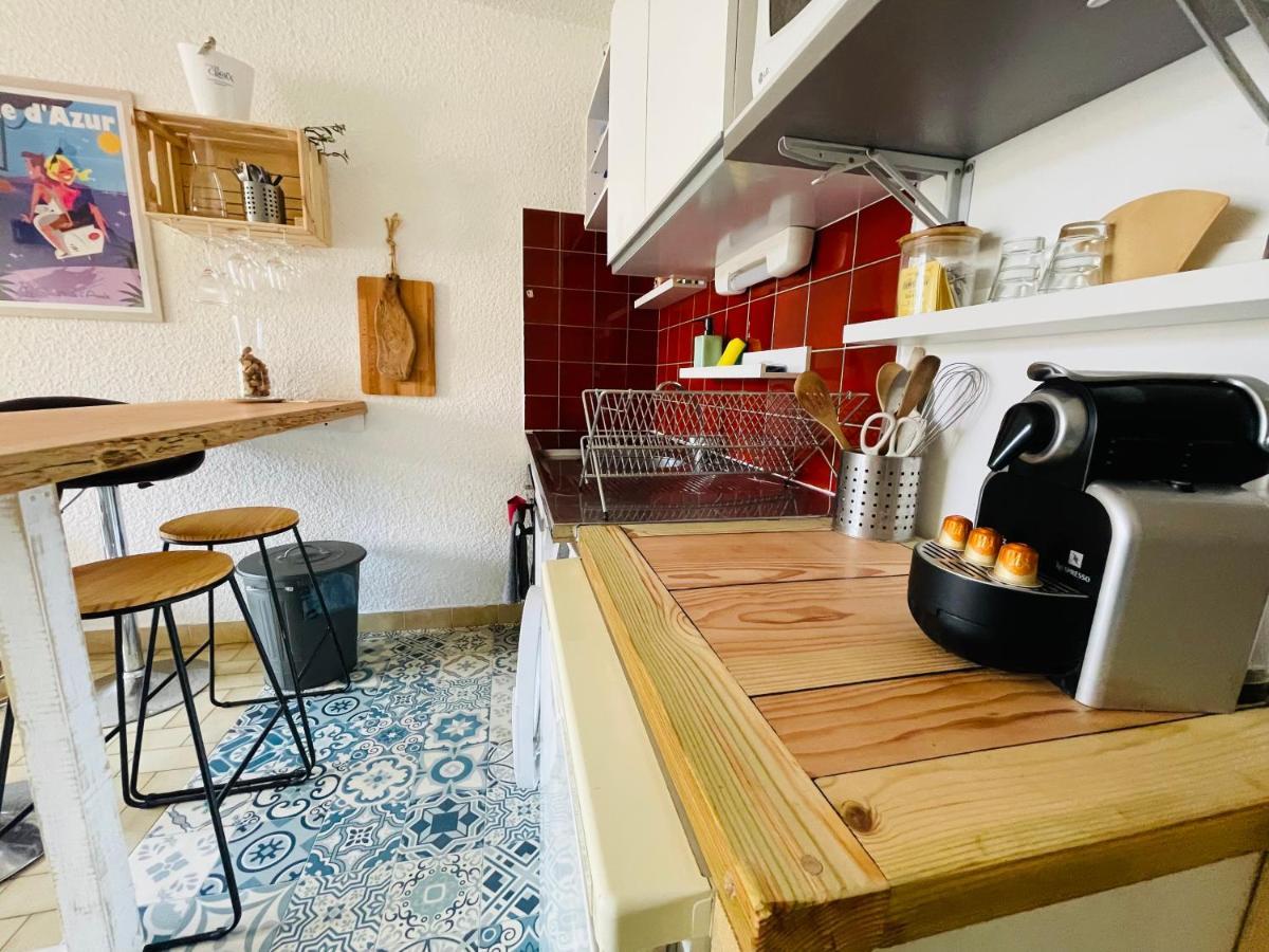 Cosy Deux Pieces Pour 4 Personnes En Centre Ville Classe Cavalaire-sur-Mer Zewnętrze zdjęcie